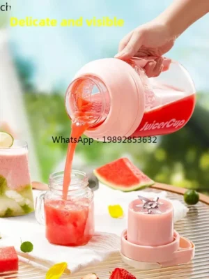 Mini Liquidificador Portátil Multifuncional CC21 com Carregamento Sem Fio para Sucos e Frutas - Copo Extrator de Suco Tipo Barril